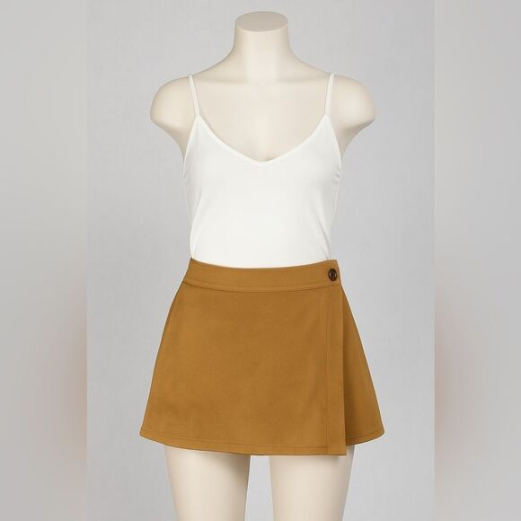 Chic Tan Faux Suede Skort Size M | Send Me an Offer! - Picture 1 of 3